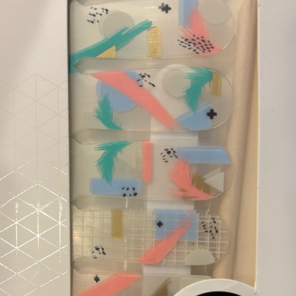 Scratch Nail Wraps - Picture 3 of 4